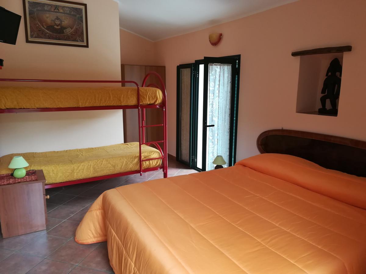 B&B Arcobaleno Cefalù Exteriör bild